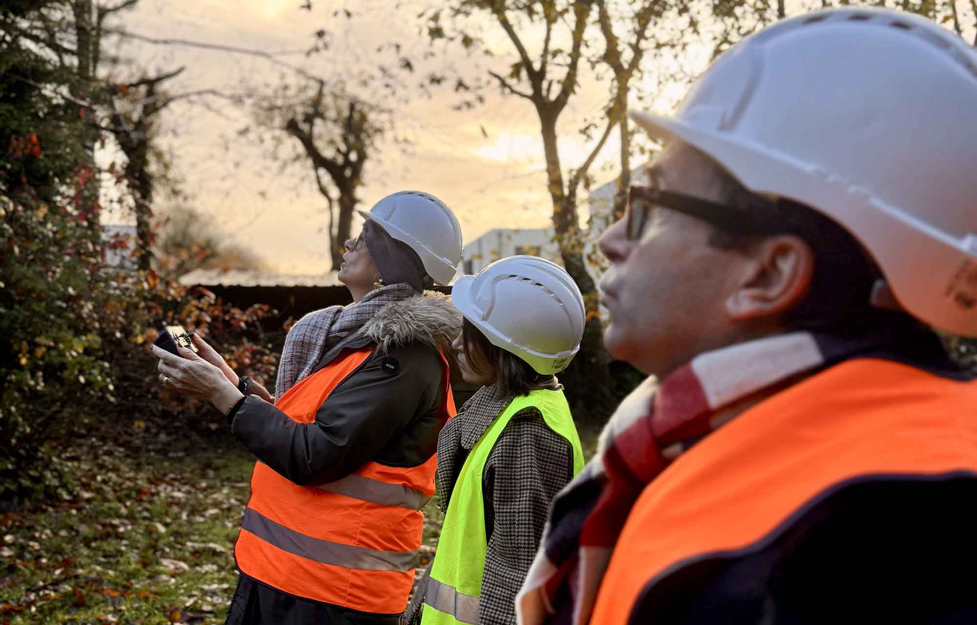 formation spéciale immobilier à brest, stagiaire qui télépilote un drone